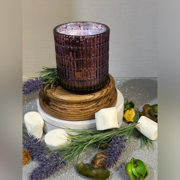 LAVENDER MARSHMALLOW HAND POURED SCENTED CANDLES. - Picture 4 of 4